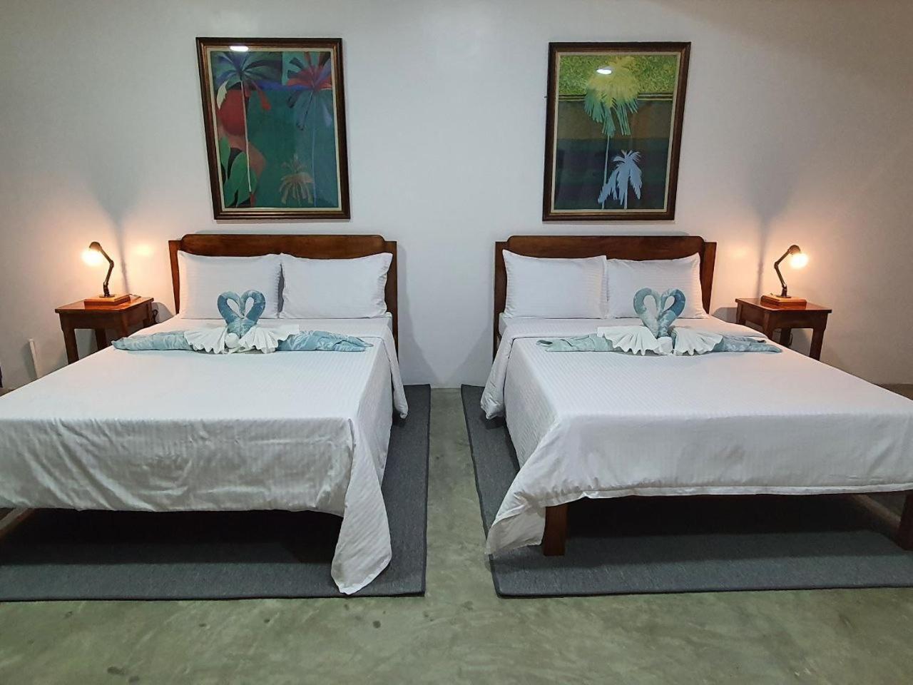 Av Suites Puerto Galera Exterior foto