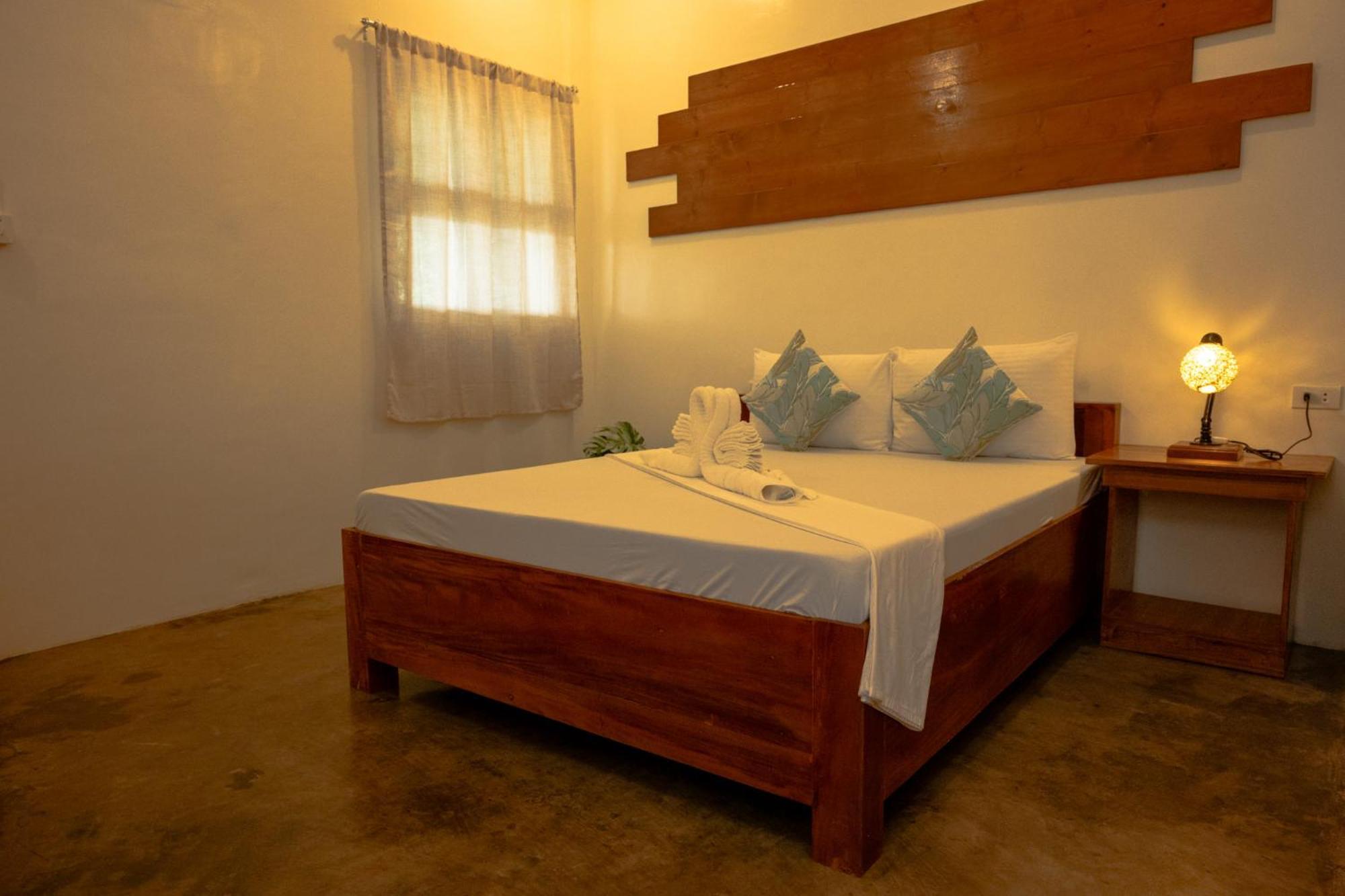 Av Suites Puerto Galera Exterior foto